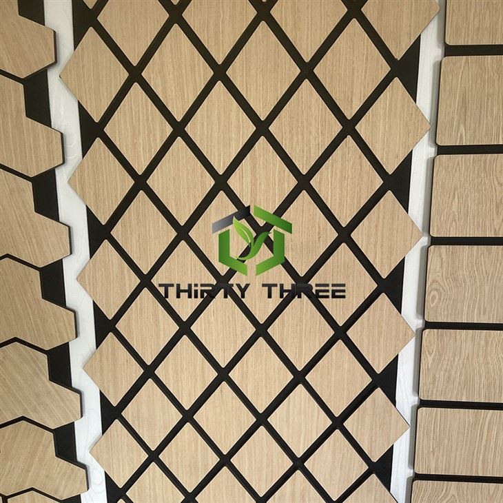 China Factory Sound Insulation CE 3D Natural Walnut Akupanel